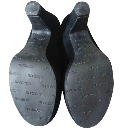 Cordani Black Suede Mule Heels Women's size 7 - Picture 9 of 12